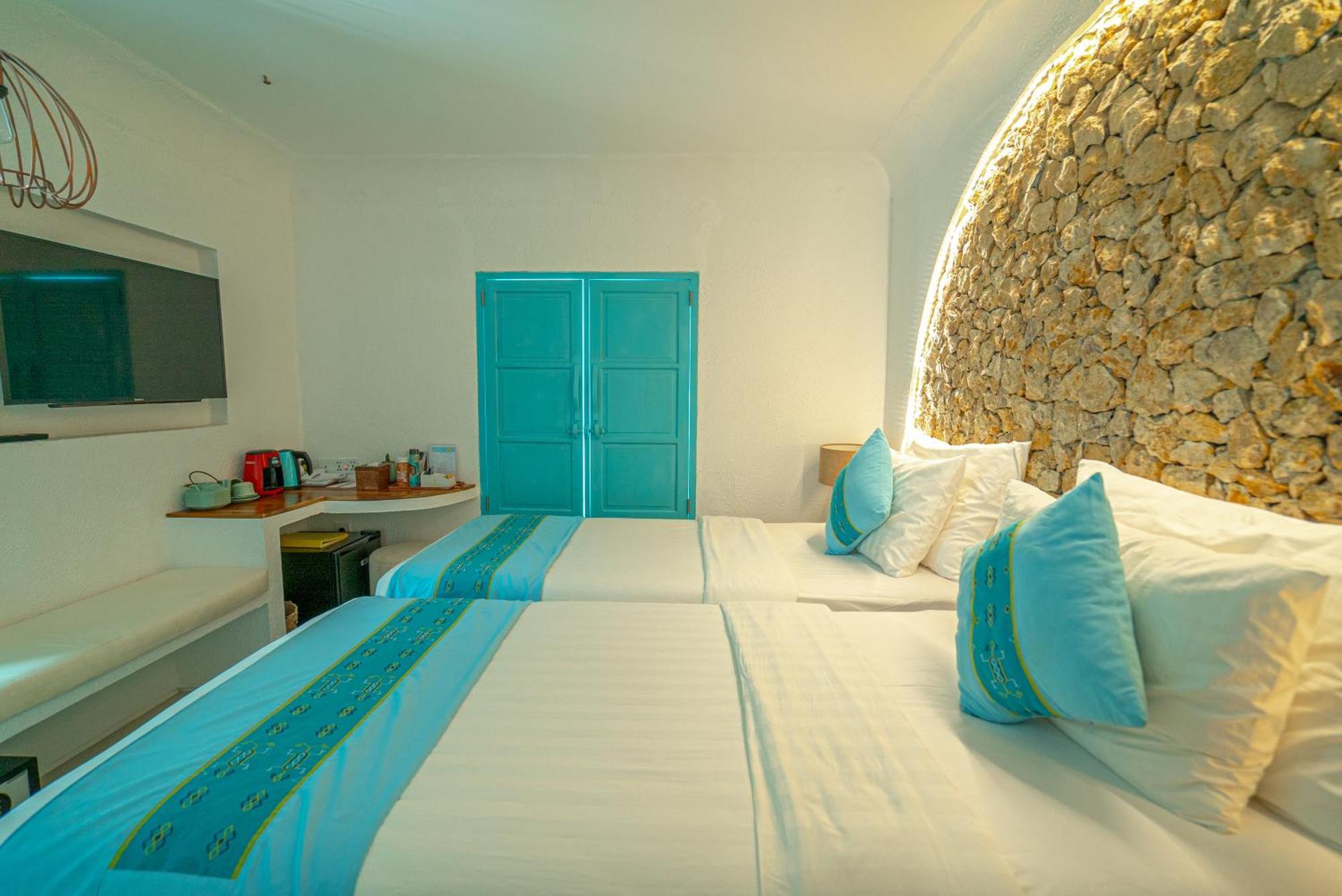 Loccal Collection Hotel Komodo Labuan Bajo Exterior photo