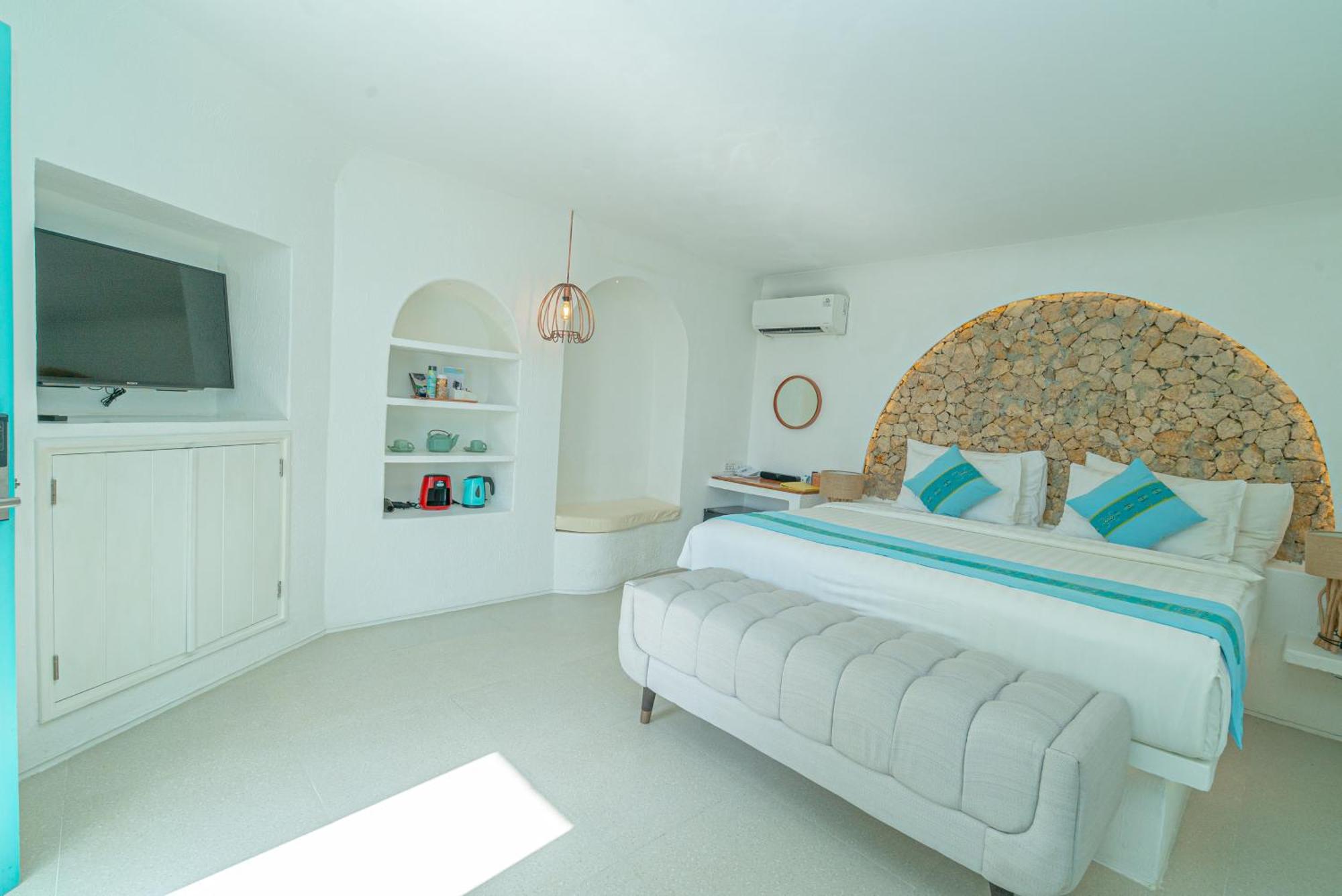 Loccal Collection Hotel Komodo Labuan Bajo Exterior photo