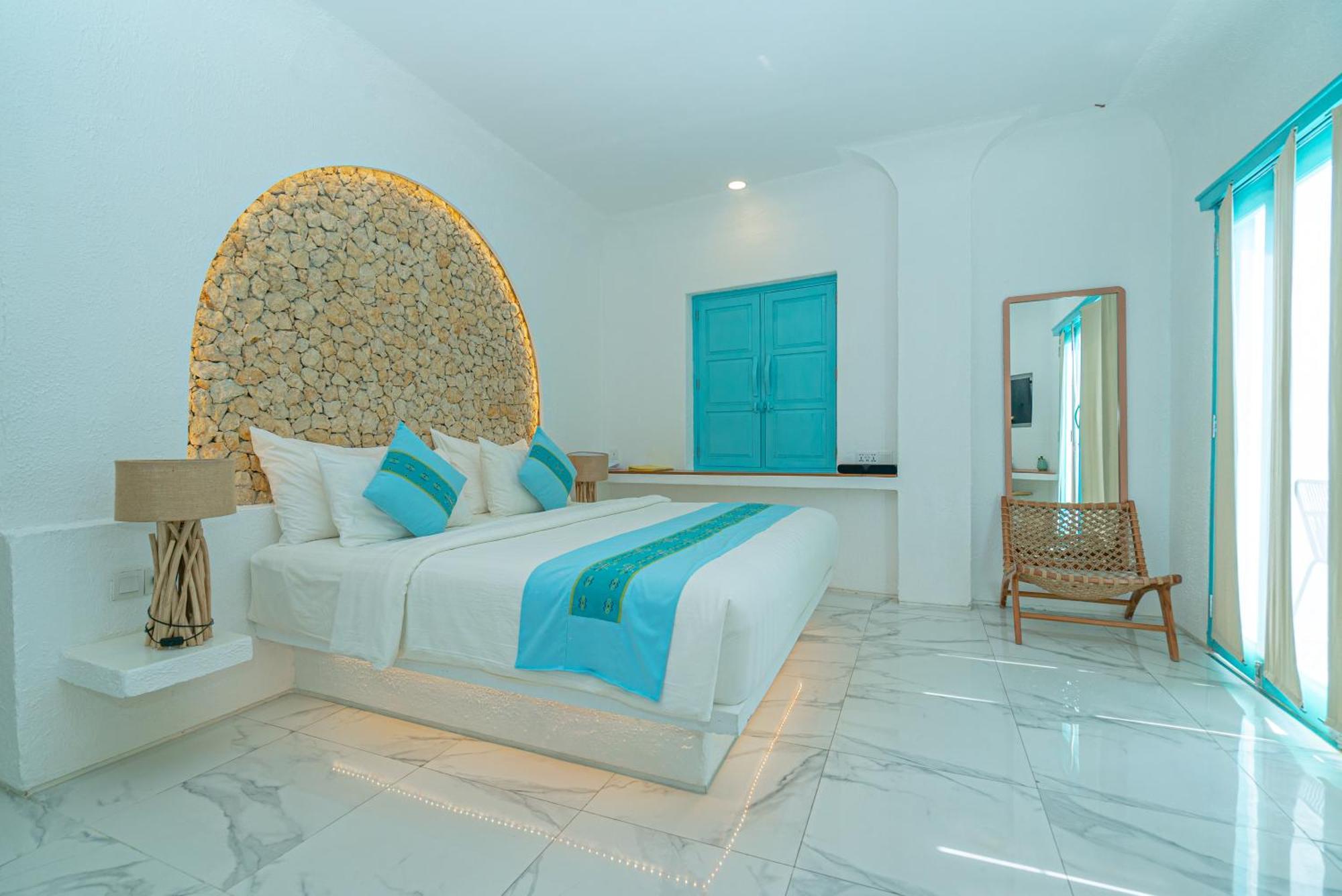 Loccal Collection Hotel Komodo Labuan Bajo Exterior photo